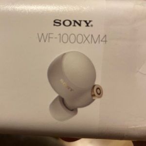New Sony WF-1000XM4 Noise Canceling true Wireless Earbud Headphones - Silver